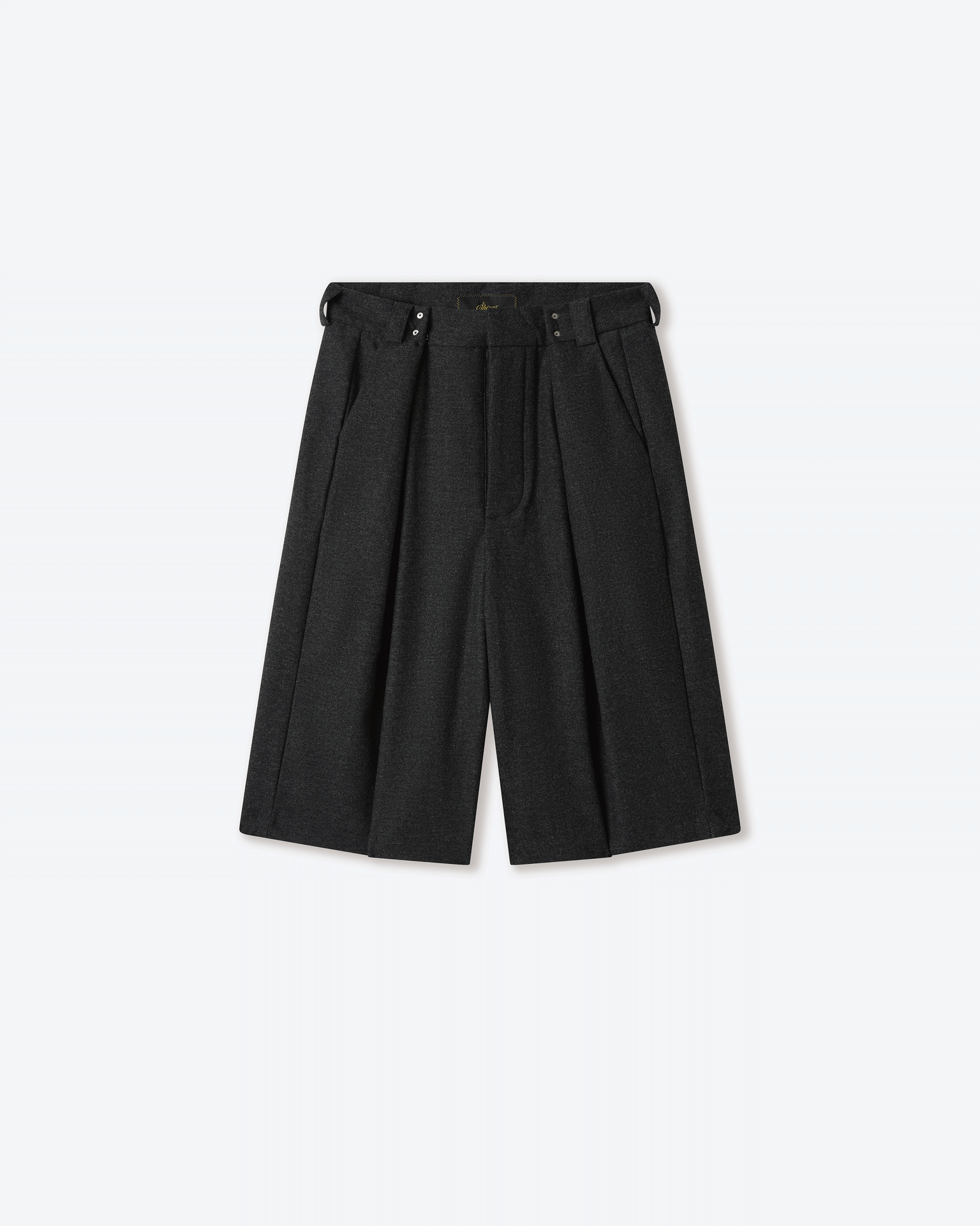 Gyokudō Aged Black Bermuda Pleated Shorts